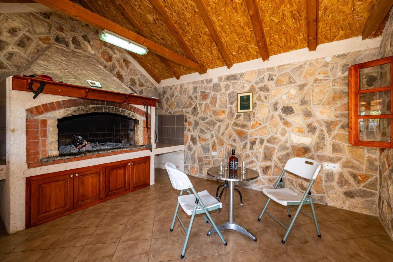 Donje Rastane Villa Tome מראה חיצוני תמונה