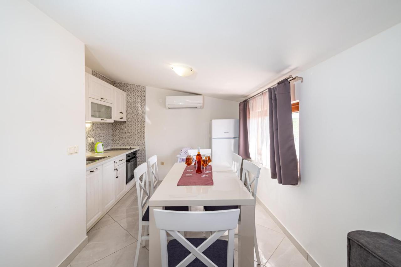 Donje Rastane Villa Tome מראה חיצוני תמונה